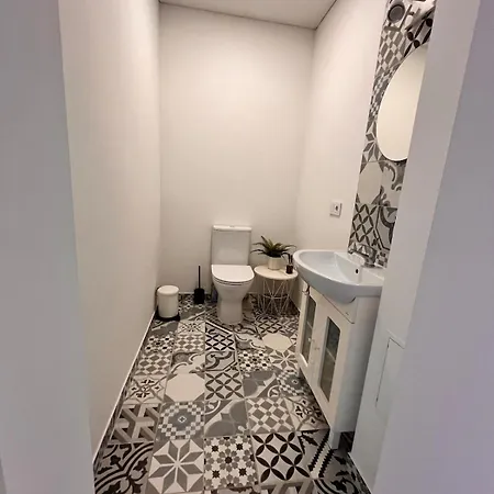Full 2 In The Heart Of